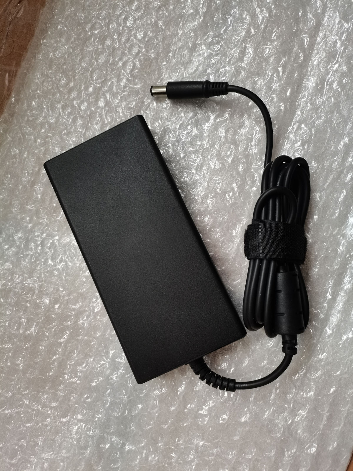 Nieuwe Slim OEM Delta 19.5V 9. - Pc Gaming Uk recensie en prijs