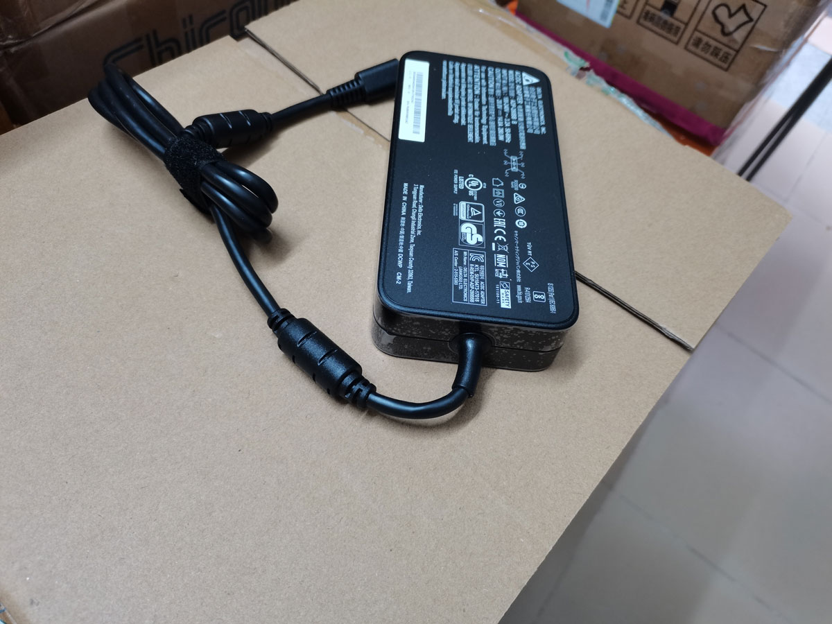 NIEUWE OEM Delta 20.0V 14.0A 2 - Pc Gaming Uk recensie en prijs