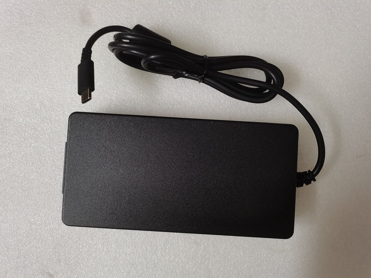 NIEUWE Slanke OEM FSP 28 V 5A  - Pc Gaming Uk recensie en prijs