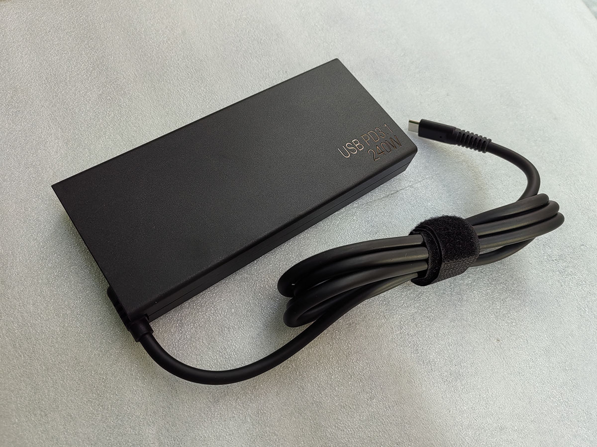NIEUWE OEM ADP-240KB BA Delta  - Pc Gaming Uk recensie en prijs