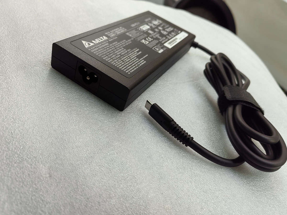 NIEUWE OEM ADP-240KB BA Delta  - Pc Gaming Uk recensie en prijs
